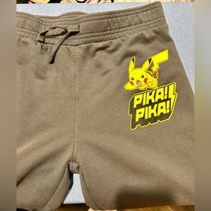 Boys Pokémon sweatpants. Sz L